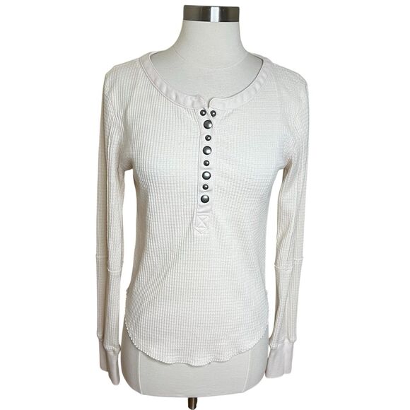 Free People Henley Top Womens Medium Ivory Waffle Knit Thumbholes V Neck Buttons - Picture 1 of 12
